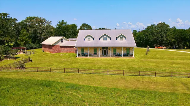 $1,150,000 | 27368 Highway 19, Athens, TX 75752