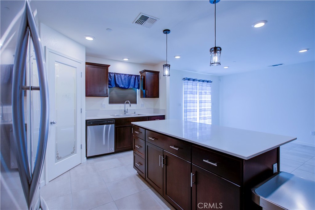 626 Heitz Court Merced, CA 95348 - Photo 5 of 46 Gallery Image 5