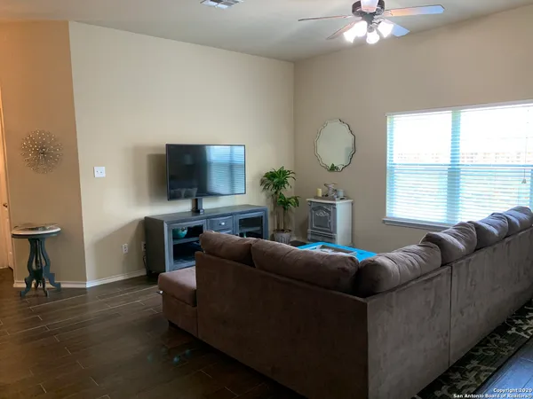 $2,250 | 26427 Walden Oak, San Antonio, TX 78260