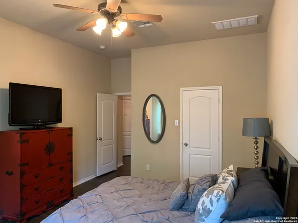 $2,250 | 26427 Walden Oak, San Antonio, TX 78260