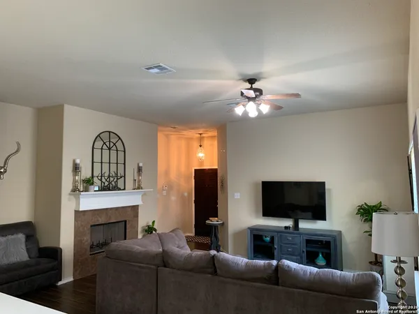 $2,250 | 26427 Walden Oak, San Antonio, TX 78260