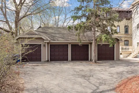 $995,000 | 197 North Kent Street, St. Paul, MN 55102