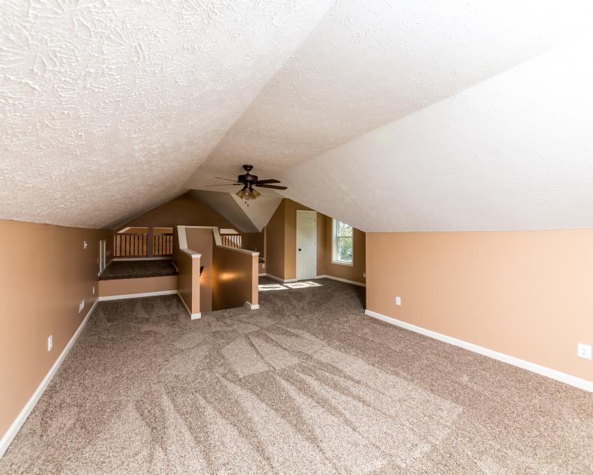 323 Mayhew Road Clarksville, TN 37040 - Photo 13 of 30 a living room with a couch
