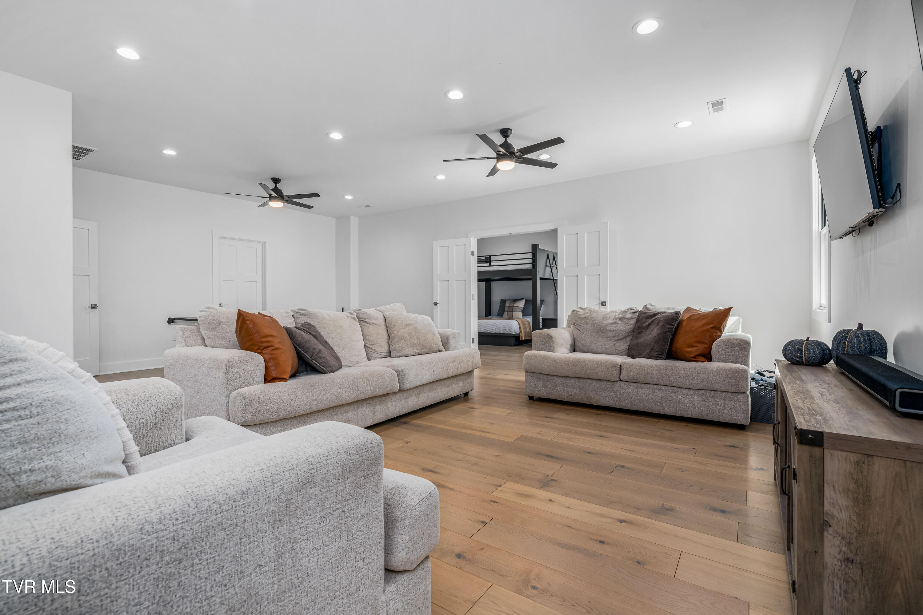 2333 Rock Springs Road Kingsport, TN 37664 - Photo 80 of 165 2333 Rock Springs Road (133 of 169)