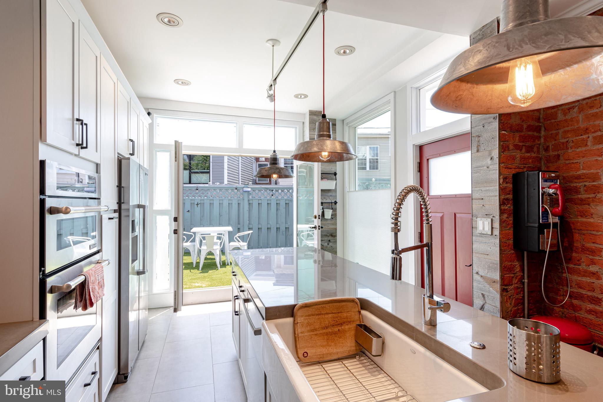 1130 Park Road Northwest Washington, DC 20010 - Photo 11 of 37