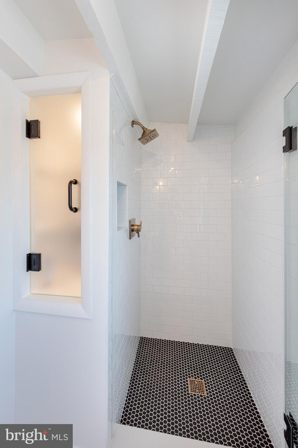 1130 Park Road Northwest Washington, DC 20010 - Photo 30 of 37