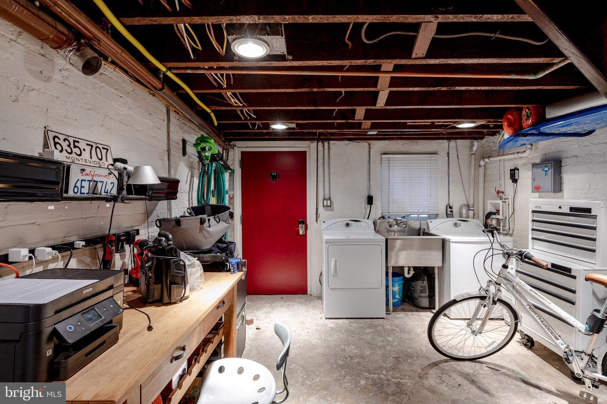 1130 Park Road Northwest Washington, DC 20010 - Photo 35 of 37