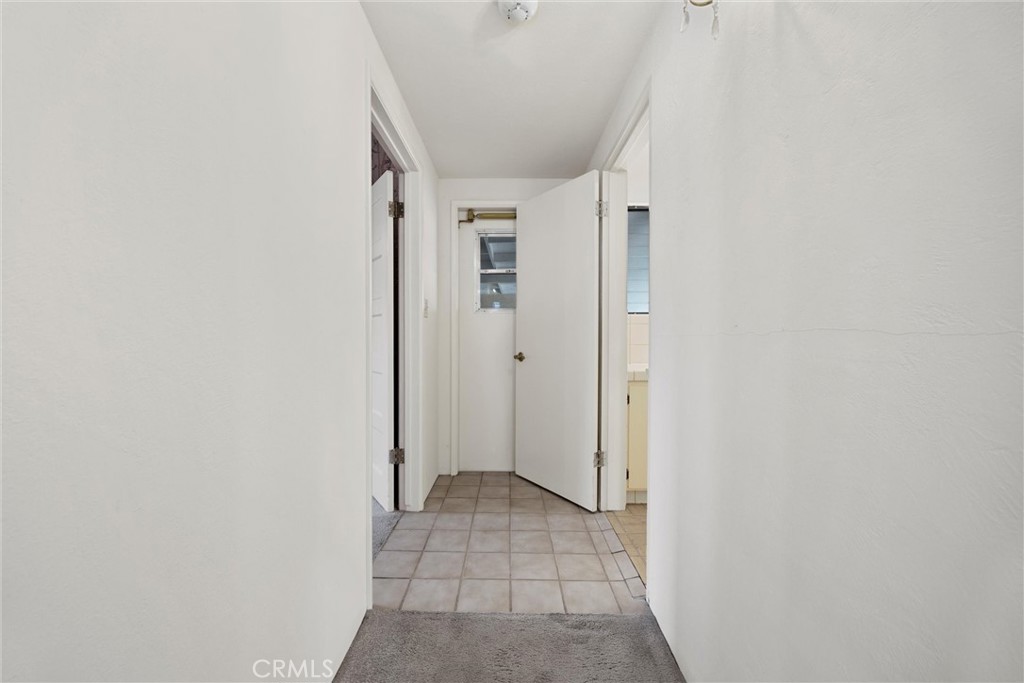 240 South Real Road Bakersfield, CA 93309 - Photo 16 of 35