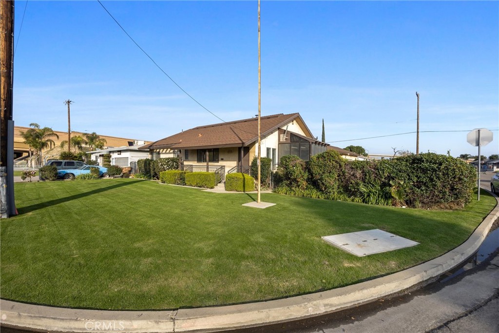 240 South Real Road Bakersfield, CA 93309 - Photo 35 of 35 a view of a garden