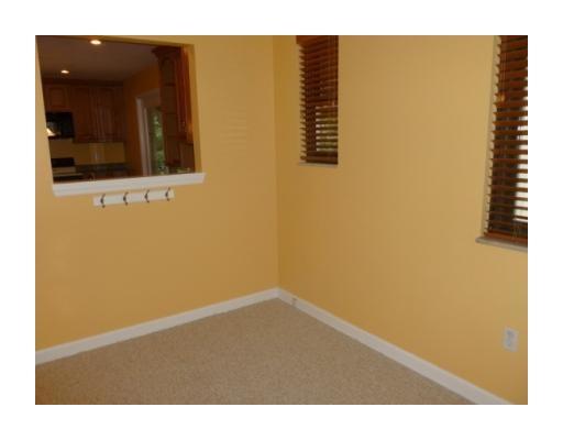 207 Rockingham Road Pittsburgh, PA 15238 - Photo 7 of 18 Den. Pass through to kitchen - could be used as breakfast room