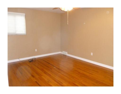 207 Rockingham Road Pittsburgh, PA 15238 - Photo 9 of 18 Master Bedroom. Hardwood floors, good closet space, hardwood floors
