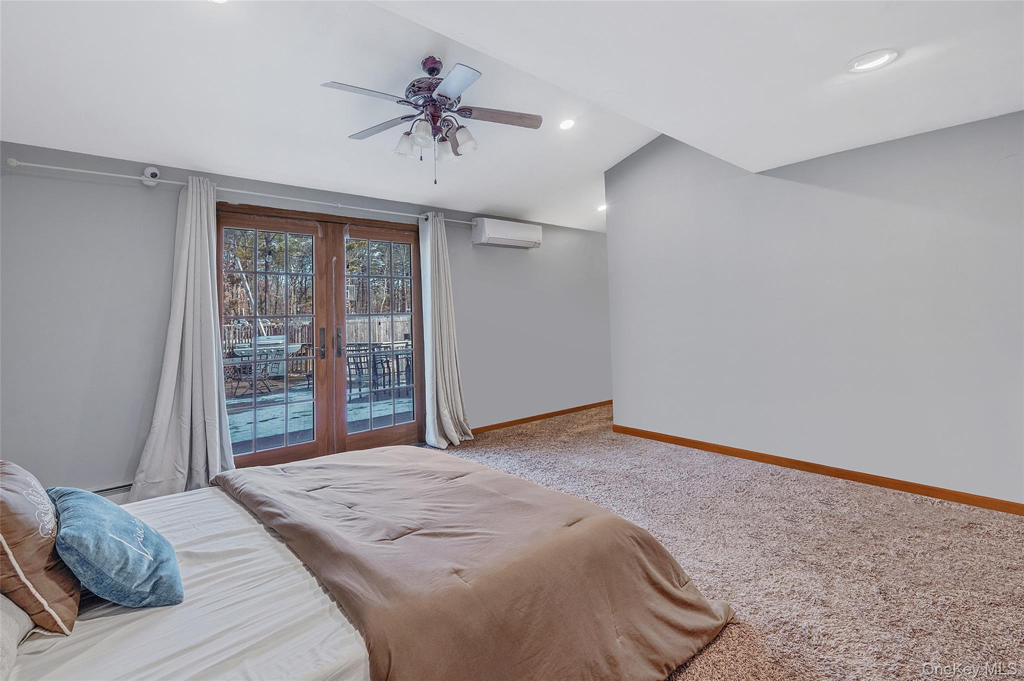 43 Madeline Road Ridge, NY 11961 - Photo 24 of 45