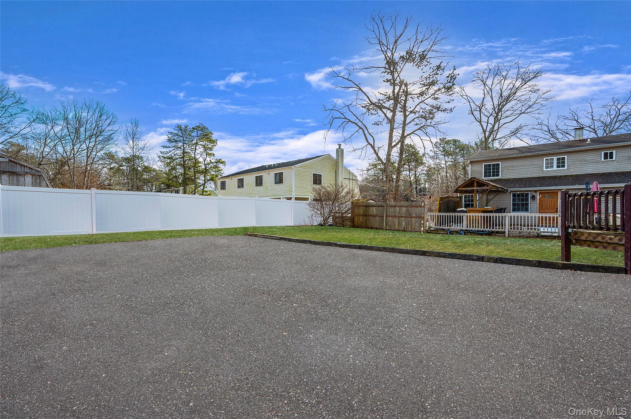 43 Madeline Road Ridge, NY 11961 - Photo 38 of 45