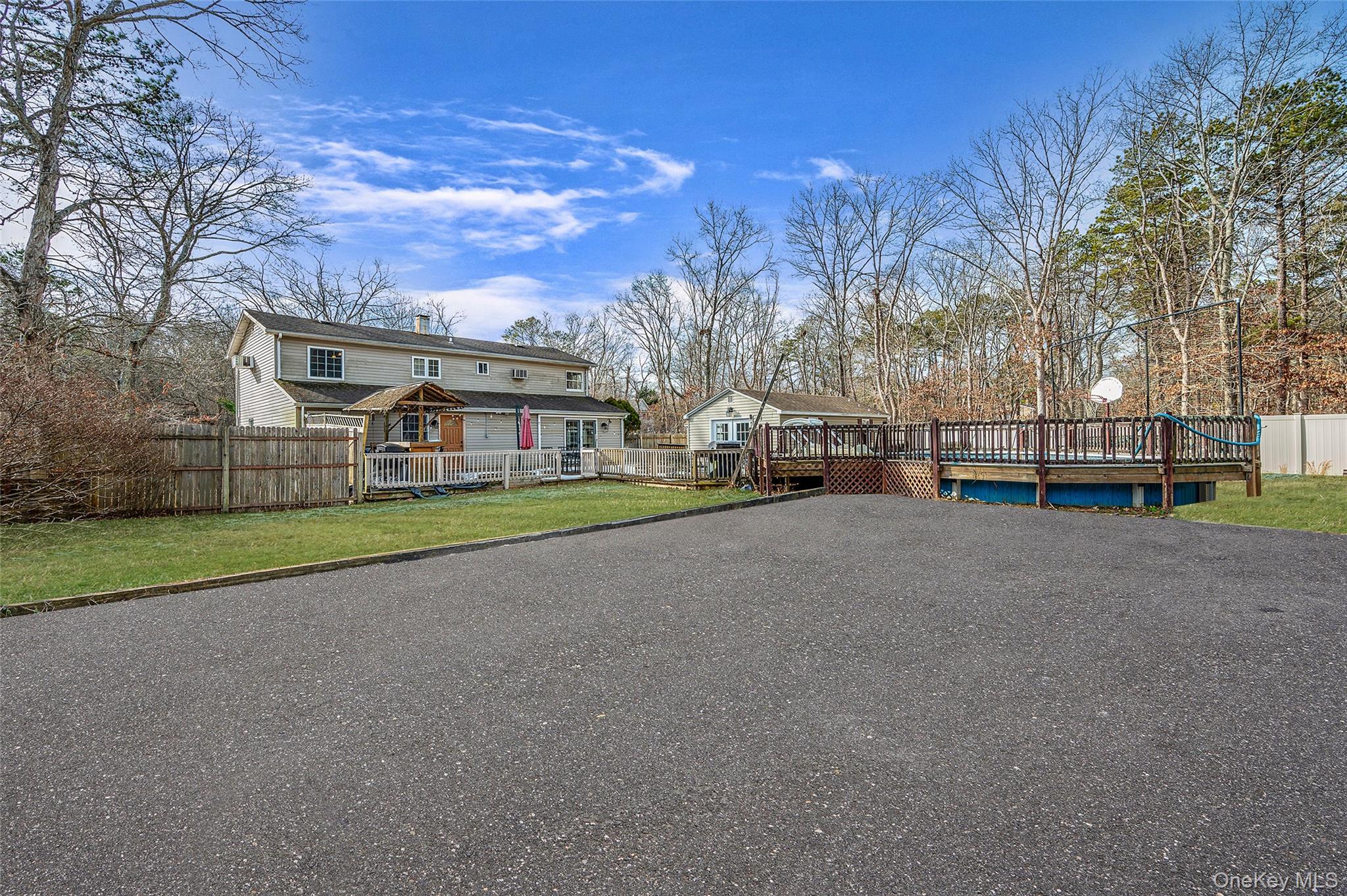 43 Madeline Road Ridge, NY 11961 - Photo 39 of 45