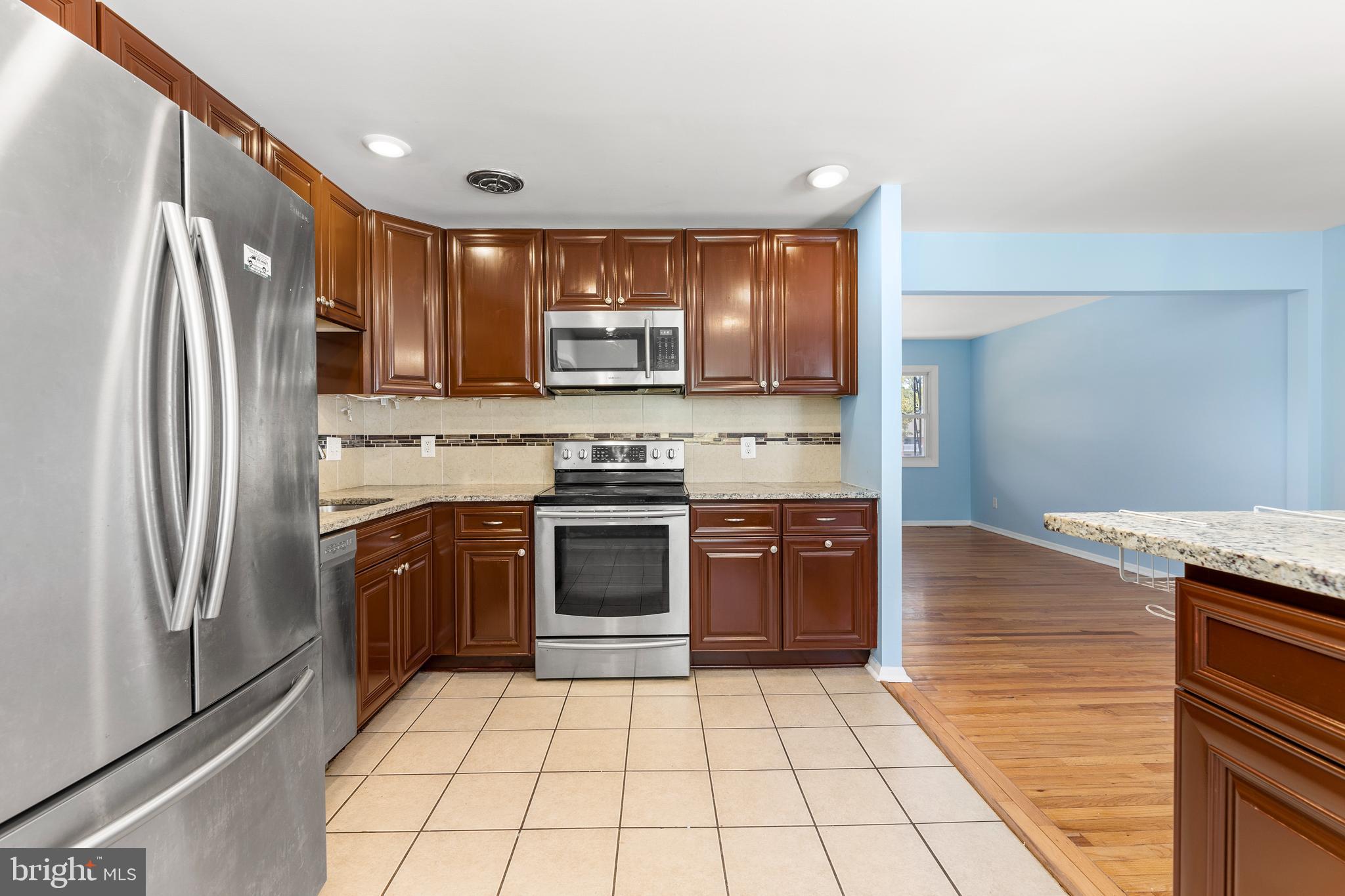 2136 Chantilla Road Catonsville, MD 21228 - Photo 16 of 39