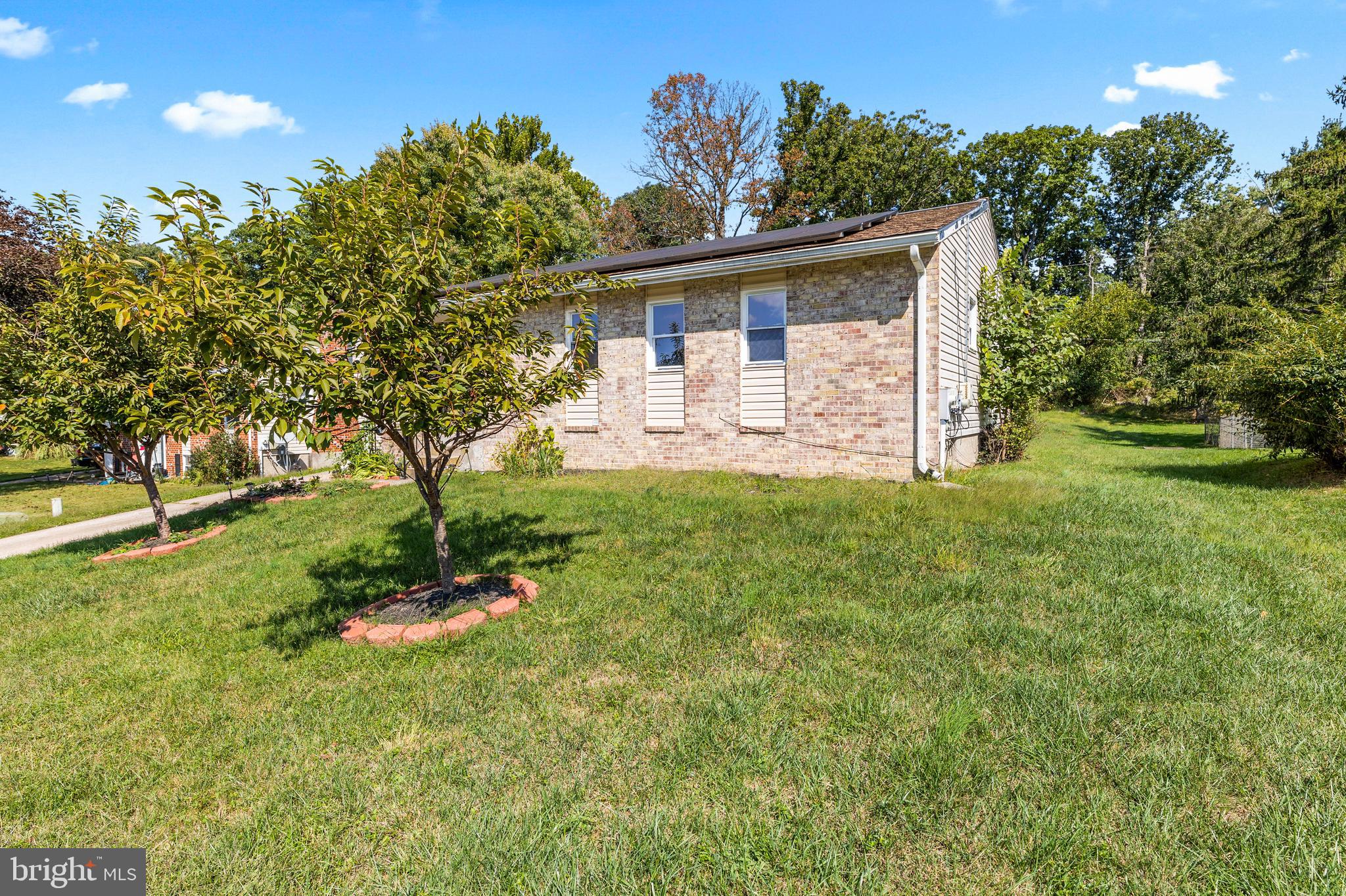 2136 Chantilla Road Catonsville, MD 21228 - Photo 2 of 39