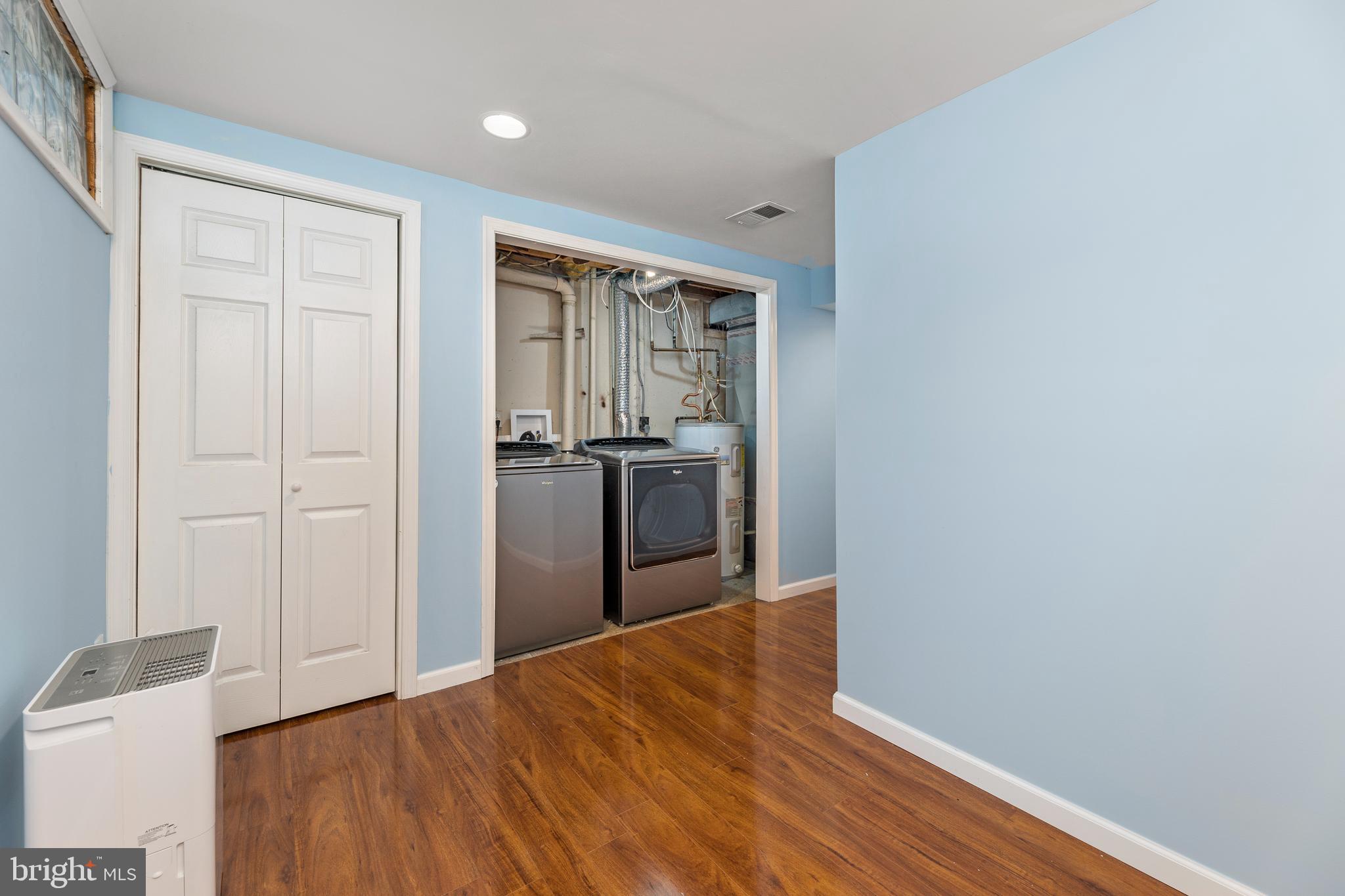 2136 Chantilla Road Catonsville, MD 21228 - Photo 35 of 39