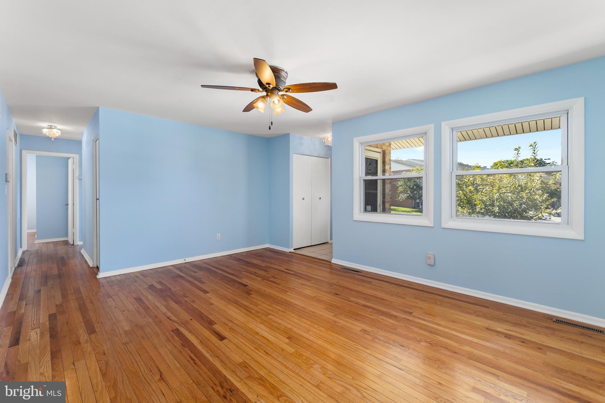 2136 Chantilla Road Catonsville, MD 21228 - Photo 7 of 39