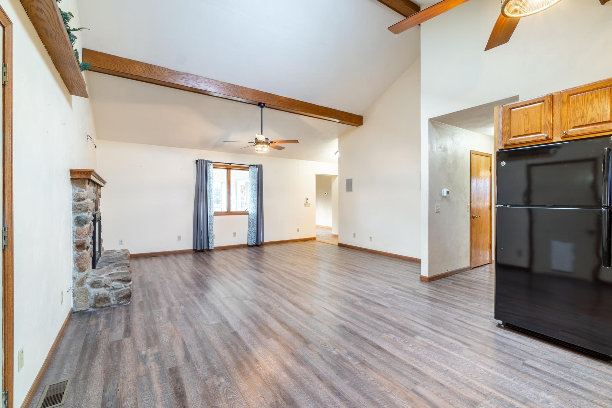 1585 East 400 North Decatur, IN 46733 - Photo 6 of 34