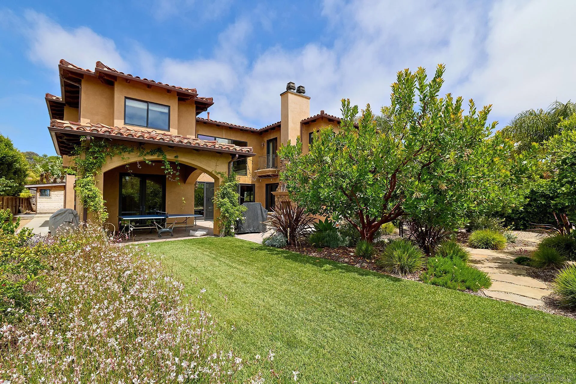 645 North Rios Avenue Solana Beach, CA 92075 - Photo 14 of 19