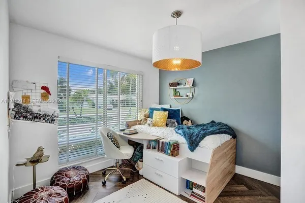 $5,750 | 2080 Northeast 65th Street, Fort Lauderdale, FL 33308
