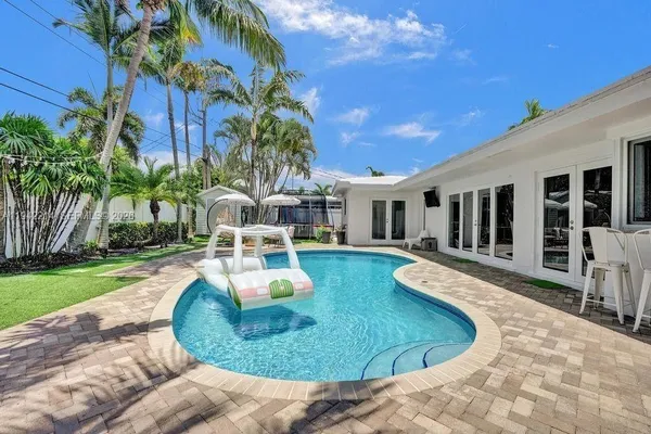 $5,750 | 2080 Northeast 65th Street, Fort Lauderdale, FL 33308