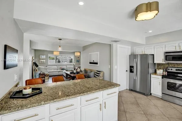 $5,750 | 2080 Northeast 65th Street, Fort Lauderdale, FL 33308