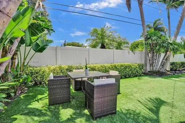 $5,750 | 2080 Northeast 65th Street, Fort Lauderdale, FL 33308