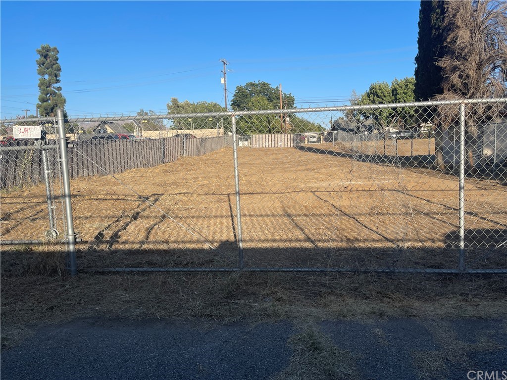 0 Park Riverside Ca Riverside, CA 92507 - Photo 1 of 1 a view of a terrace