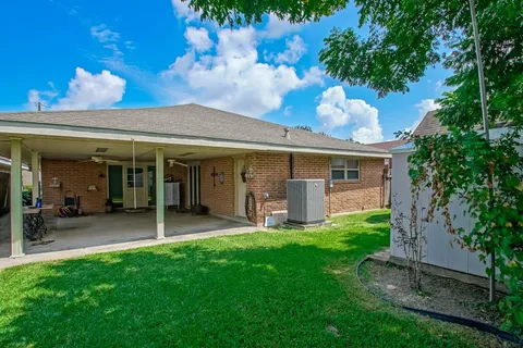 $275,000 | 105 New Orleans Street, Belle Chasse, LA 70037