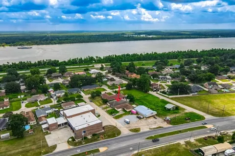 $275,000 | 105 New Orleans Street, Belle Chasse, LA 70037