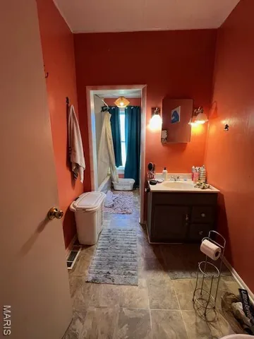 $135,000 | 712 Vine, Doniphan, MO 63935