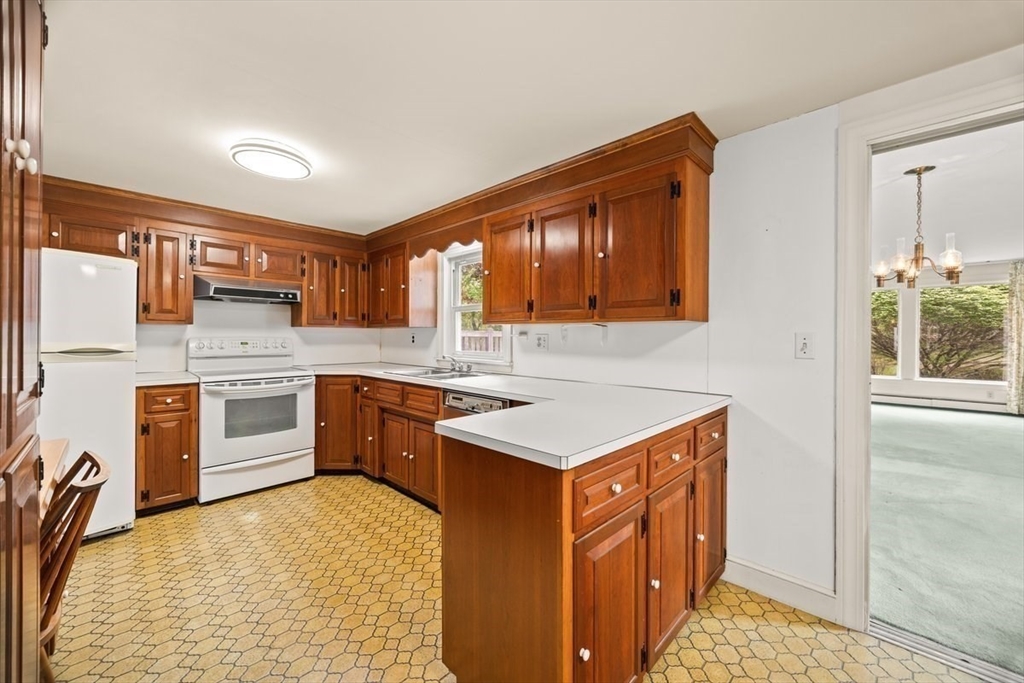 12 Roberts Road Canton, MA 02021 - Photo 12 of 26