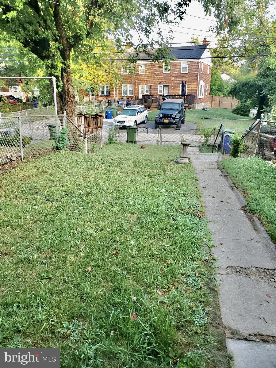 6210 Falkirk Road Baltimore, MD 21239 - Photo 21 of 22 Spacious backyard