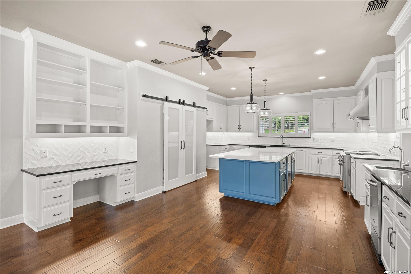 7615 Sweetwind Circle Fair Oaks Ranch, TX 78015 - Photo 14 of 45