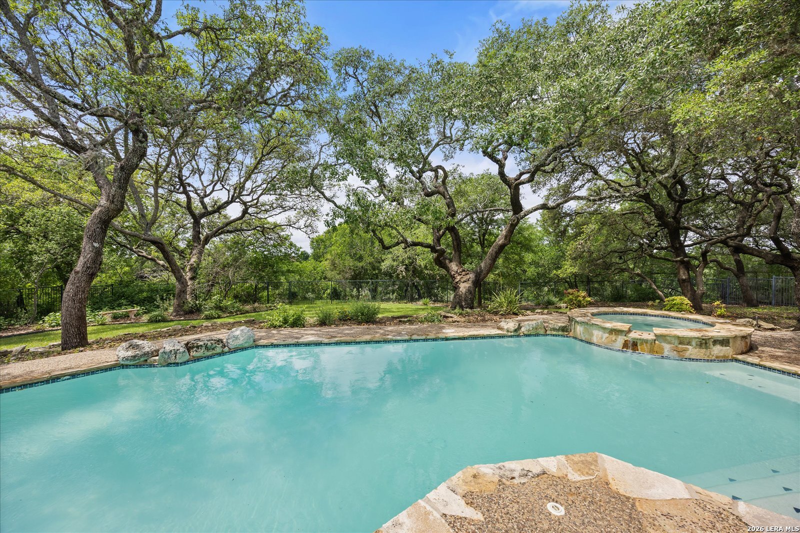 7615 Sweetwind Circle Fair Oaks Ranch, TX 78015 - Photo 35 of 45