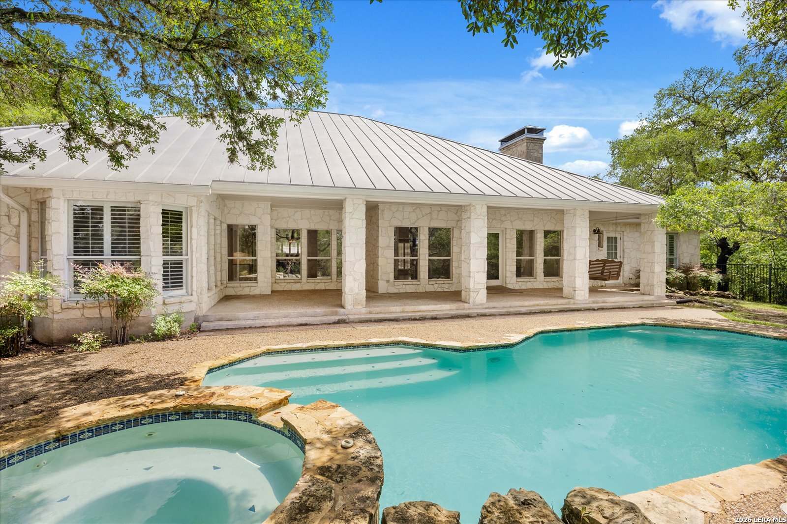 7615 Sweetwind Circle Fair Oaks Ranch, TX 78015 - Photo 37 of 45