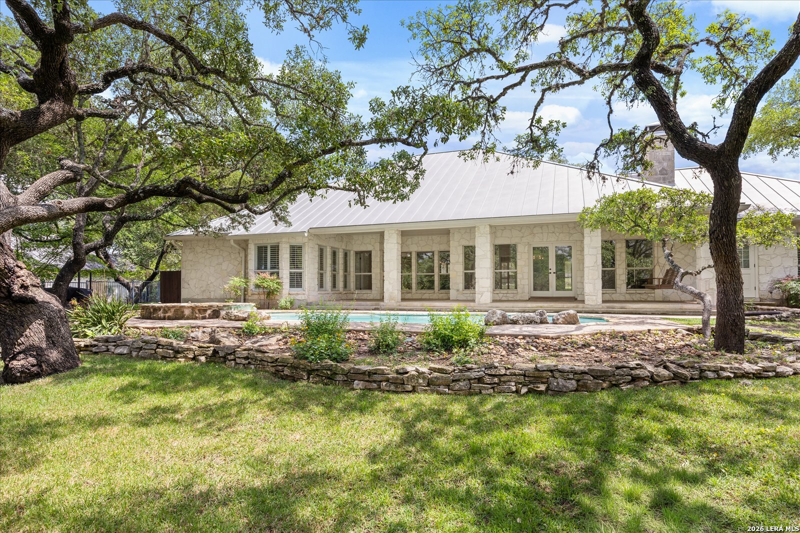 7615 Sweetwind Circle Fair Oaks Ranch, TX 78015 - Photo 39 of 45