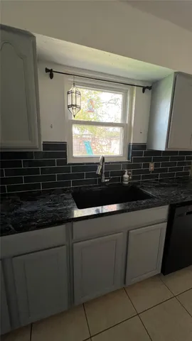 $225,000 | 1808 Dolphin Drive, Seabrook, TX 77586