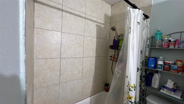 $225,000 | 1808 Dolphin Drive, Seabrook, TX 77586