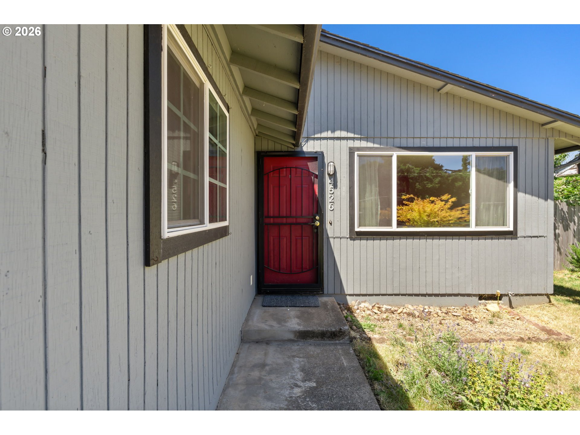 4526 Daisy Street Springfield, OR 97478 - Photo 6 of 35