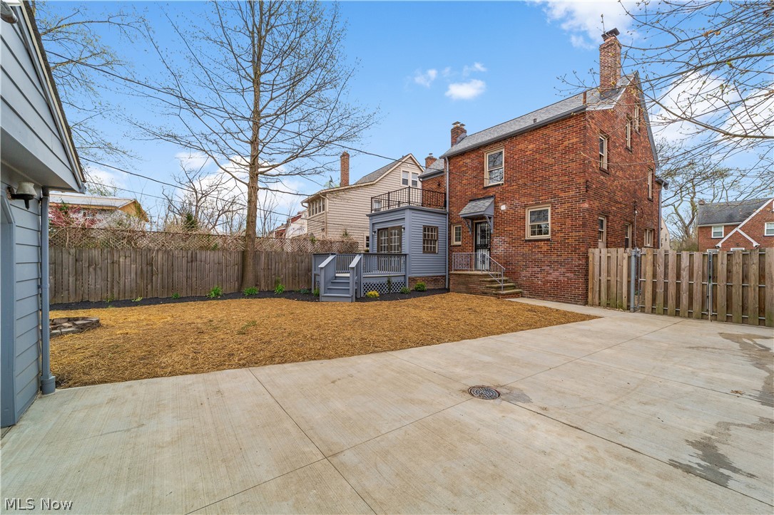 3557 Tullamore Road Cleveland, OH 44118 - Photo 3 of 3