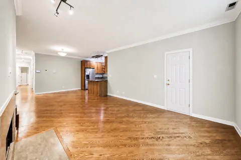 $425,000 | 1355 West Fillmore Street, Unit B, Chicago, IL 60607