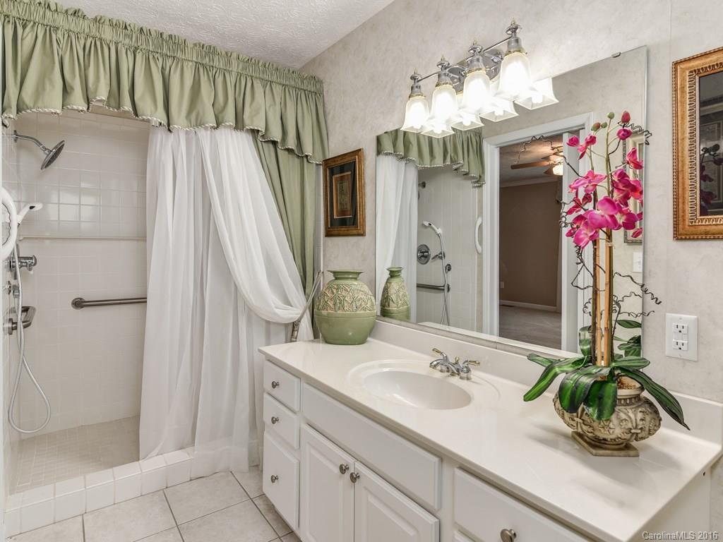 641 High Quarry Road, Unit 641 Hendersonville, NC 28791 - Photo 11 of 24 Gallery Image 11