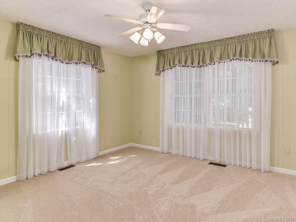 641 High Quarry Road, Unit 641 Hendersonville, NC 28791 - Photo 13 of 24 Gallery Image 13