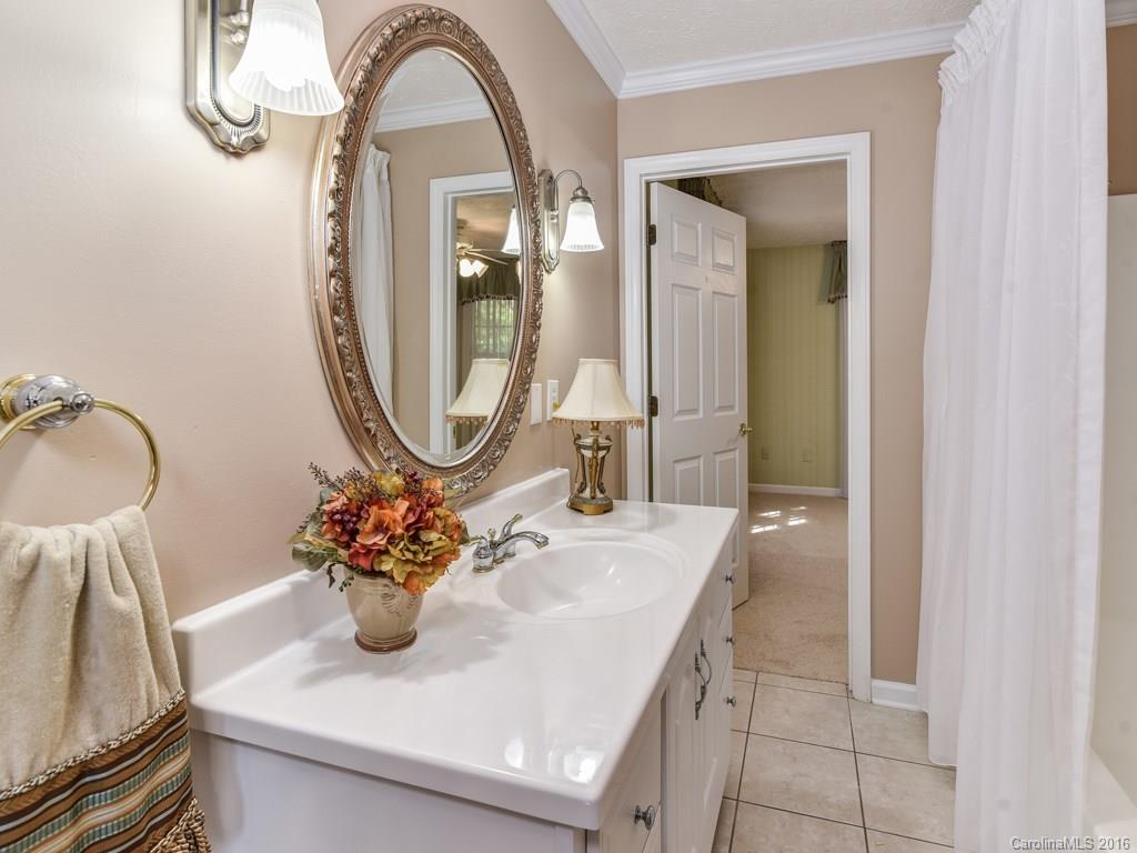 641 High Quarry Road, Unit 641 Hendersonville, NC 28791 - Photo 14 of 24 Gallery Image 14