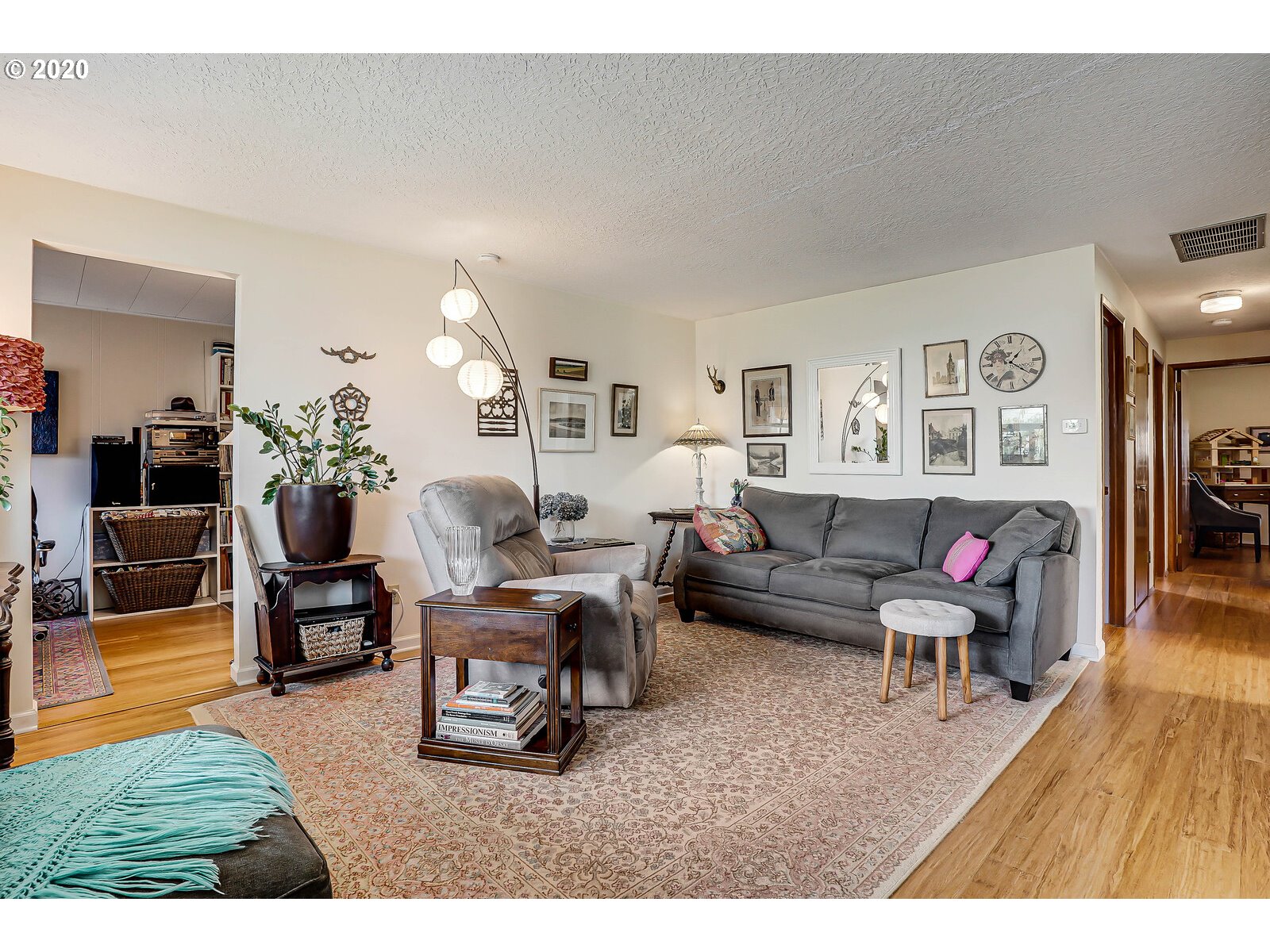 1127 Stanfield Road Woodburn, OR 97071 - Photo 7 of 32 Gallery Image 7