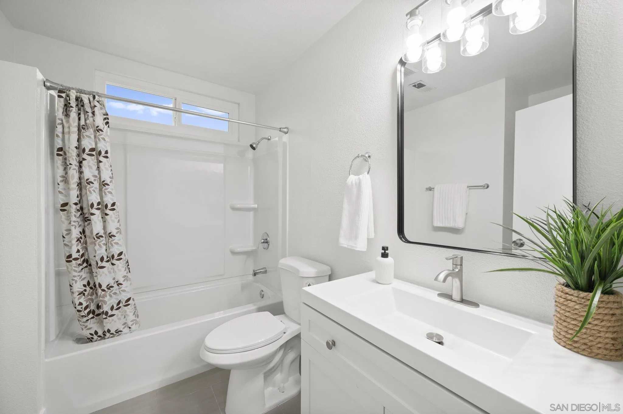 4468 White Pine Way Oceanside, CA 92057 - Photo 28 of 41