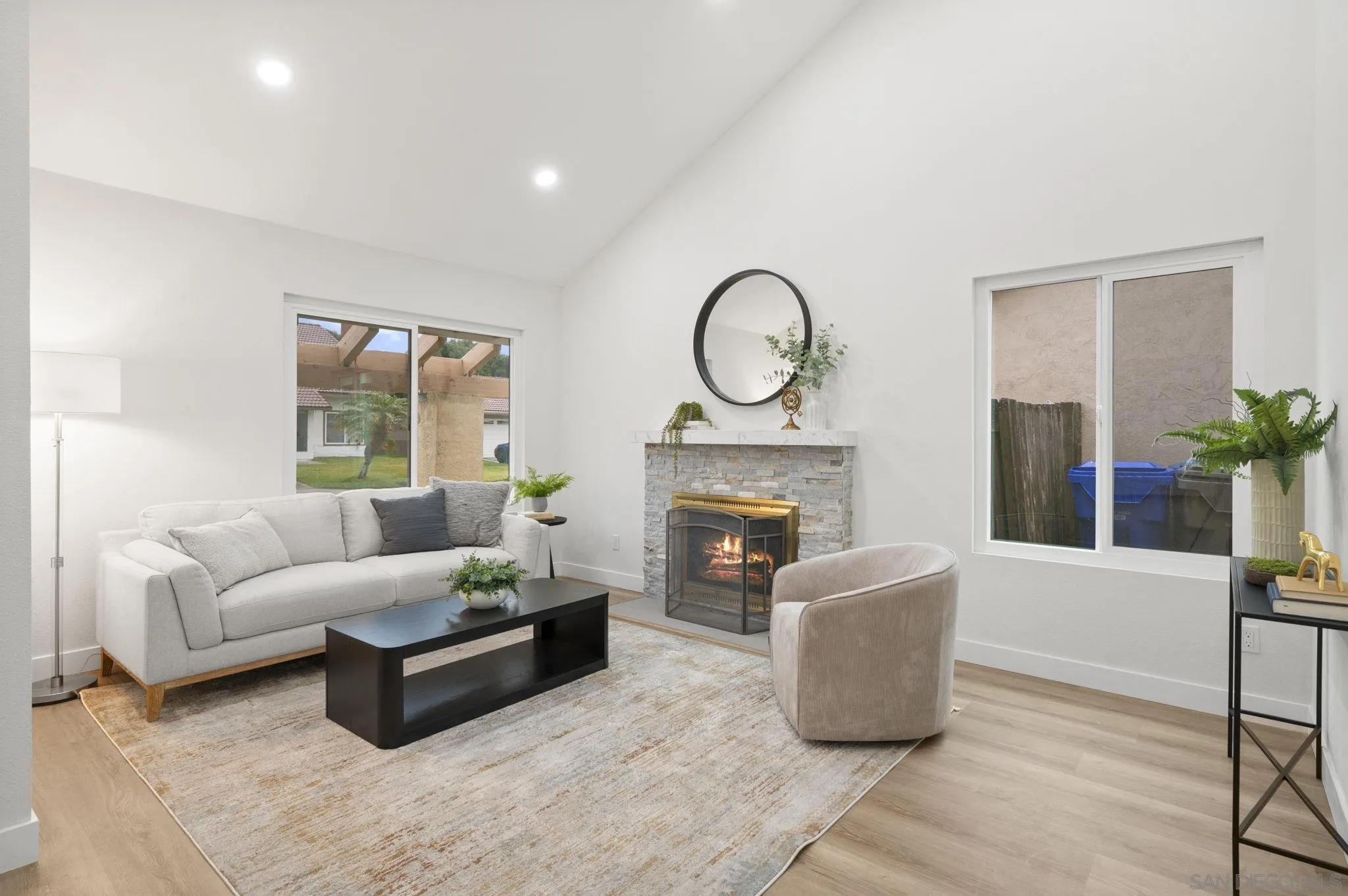 4468 White Pine Way Oceanside, CA 92057 - Photo 4 of 41