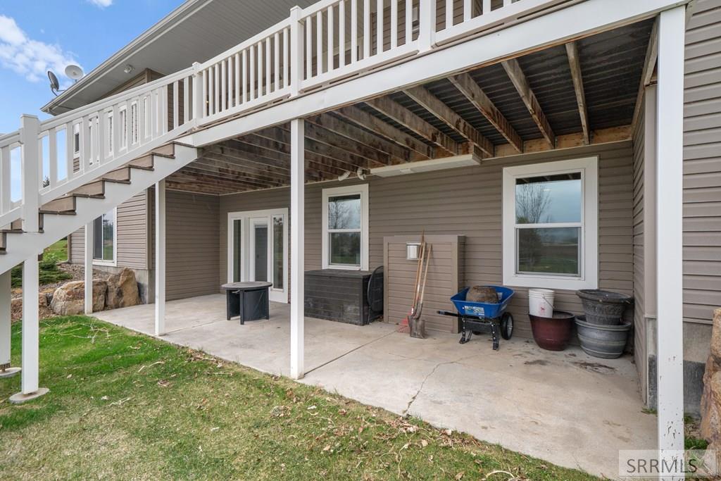 1447 Barney Dairy Road Rexburg, ID 83440 - Photo 10 of 37